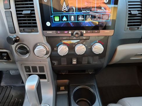 Used 2013 Toyota Tundra Grade w/ Tow Pkg image 40