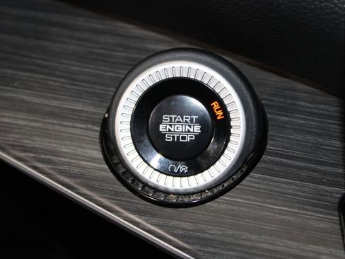 Used 2024 Jeep Wagoneer Series II image 31