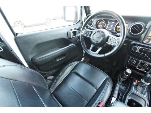 Used 2021 Jeep Gladiator Overland w/ Popular Equipment Package AWD/4WD image 9