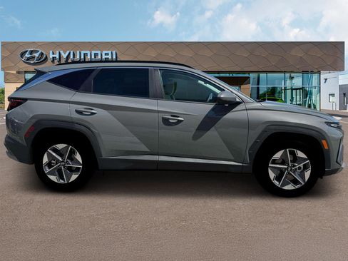 New 2026 Hyundai Tucson SEL w/ Tow & Go Package image 9