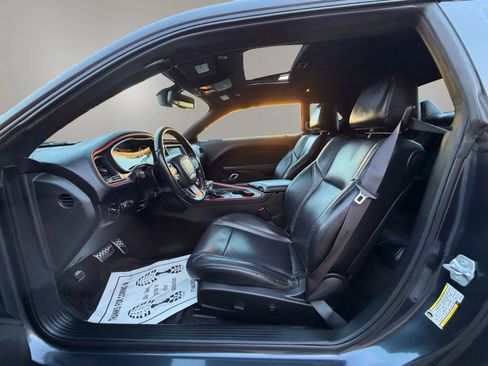 Used 2018 Dodge Challenger R/T Plus RWD image 27