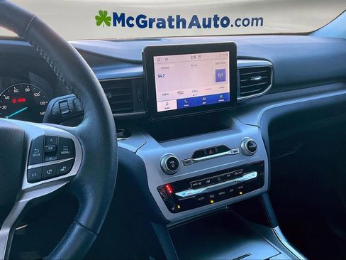 Used 2024 Ford Explorer XLT w/ Equipment Group 202A image 10