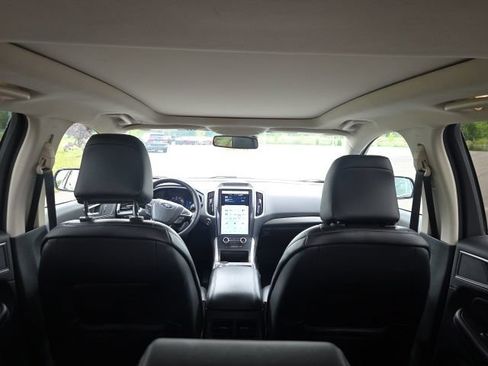 Used 2024 Ford Edge SEL w/ Convenience Package AWD/4WD image 13