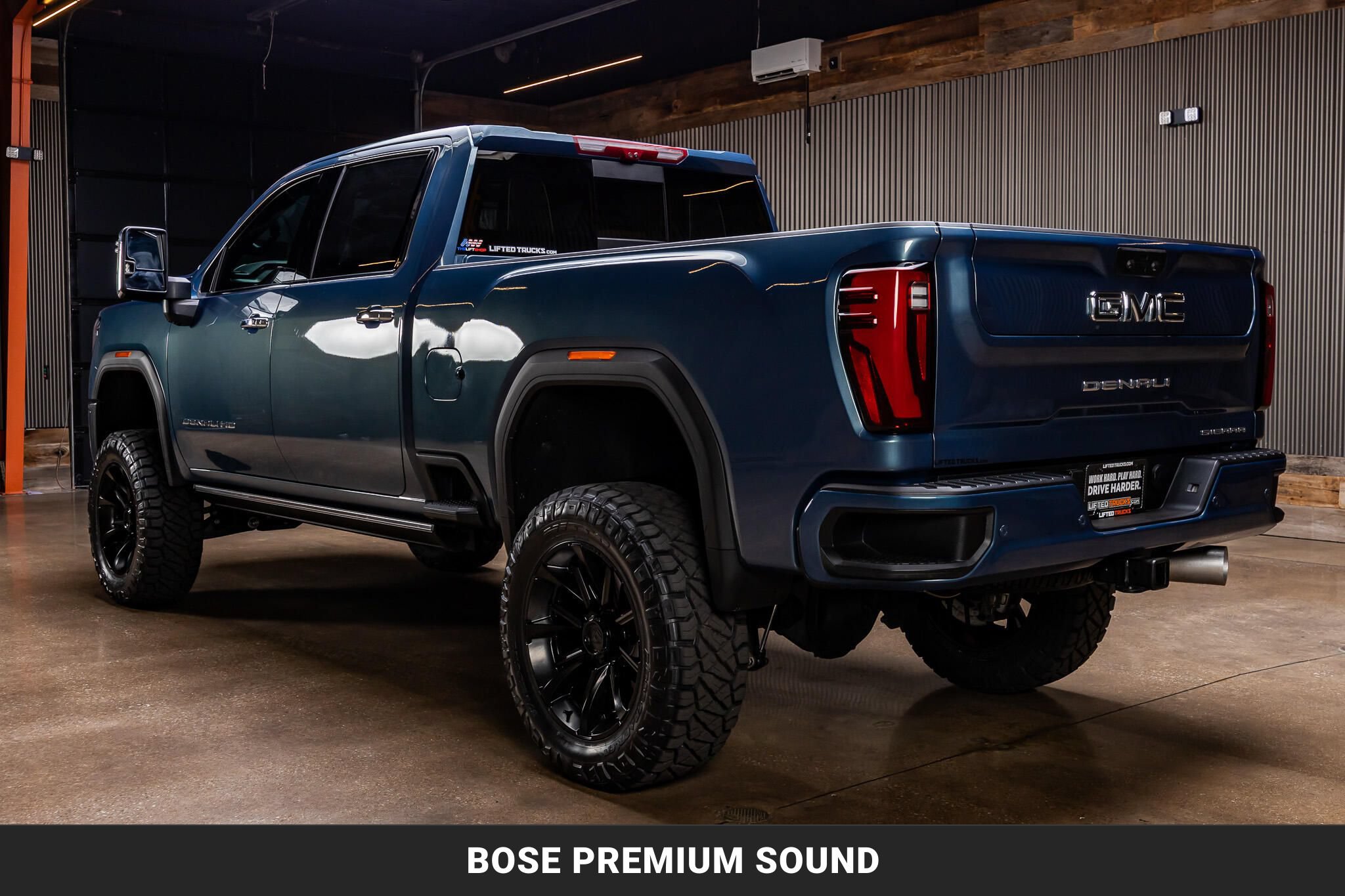 Used 2025 GMC Sierra 2500 Denali Ultimate w/ Max Trailering Package AWD/4WD image 7