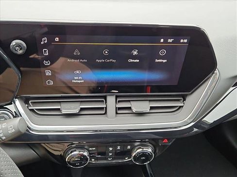 New 2026 Chevrolet Trax RS image 12