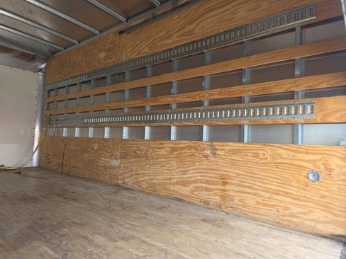 Used 2024 Chevrolet Low Cab Forward RWD image 11