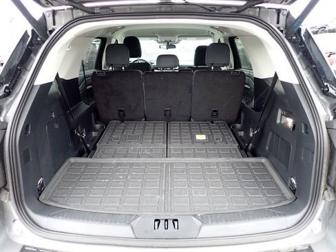 Used 2025 Ford Explorer Active image 7