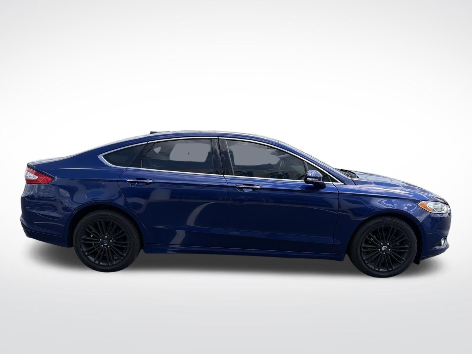 Used 2016 Ford Fusion SE w/ Equipment Group 202A FWD image 7