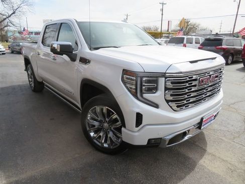 Used 2024 GMC Sierra 1500 Denali w/ Denali Reserve Package image 3