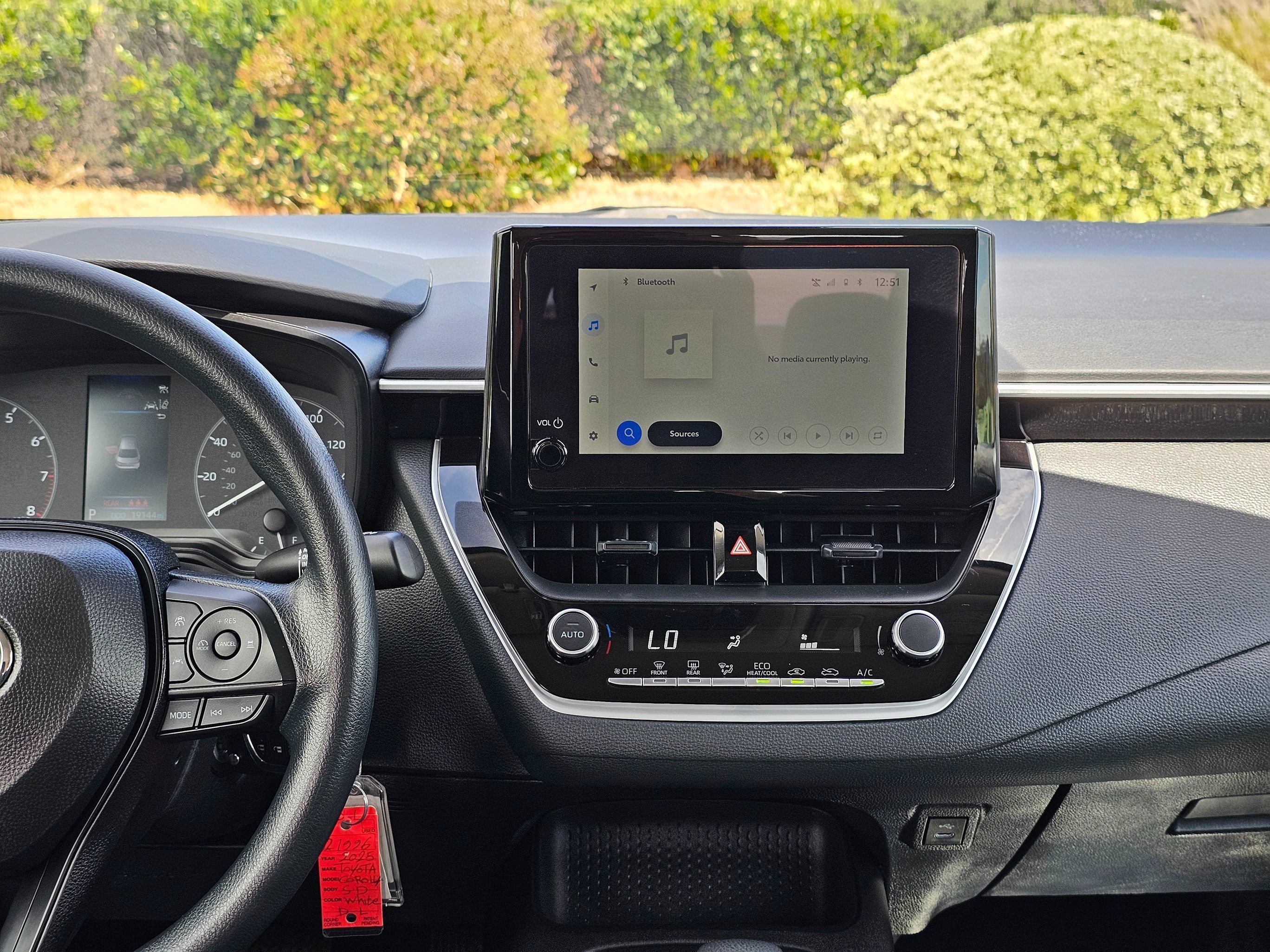 Used 2025 Toyota Corolla LE FWD image 23