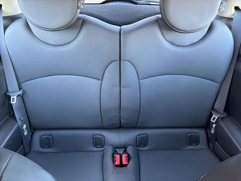 Used 2011 MINI Cooper Hardtop FWD image 18