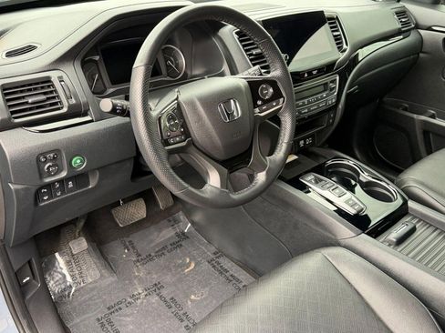 Used 2023 Honda Passport Elite image 3