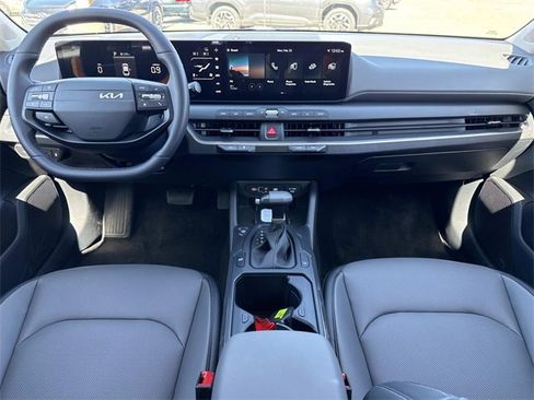 New 2026 Kia K4 EX image 16