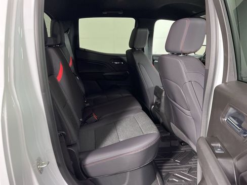 New 2026 Chevrolet Colorado Z71 image 12