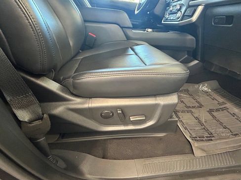 Used 2024 Ford Expedition XLT RWD image 24