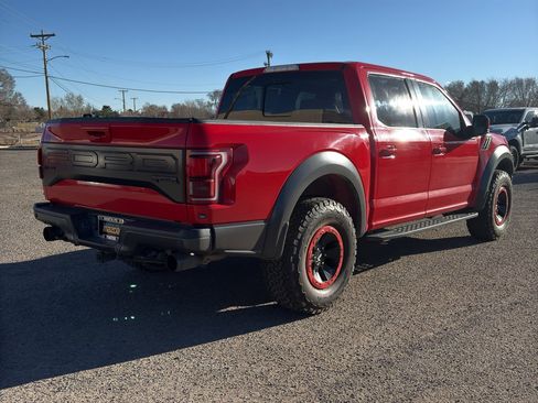 Used 2018 Ford F150 Raptor w/ Equipment Group 802A Luxury image 8