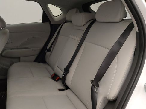 Used 2025 Hyundai Kona SEL FWD image 18