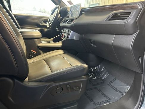 Used 2021 Chevrolet Suburban Z71 w/ Rear Media and Nav Package image 26