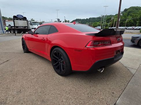 Used 2015 Chevrolet Camaro SS w/ SS Performance Package RWD image 5