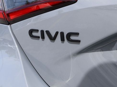 Used 2025 Honda Civic Sport Touring image 8