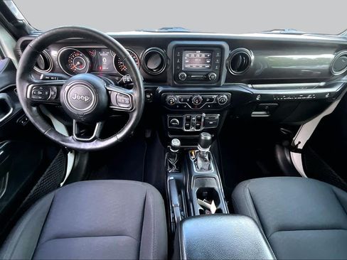 Used 2019 Jeep Wrangler Unlimited Sport AWD/4WD image 14