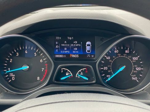 Used 2017 Ford Escape SE FWD image 23