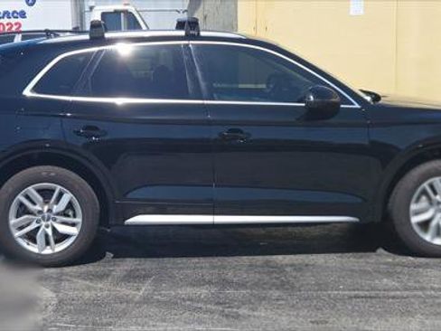 Used 2020 Audi Q5 2.0T Premium w/ Convenience Package AWD/4WD image 8