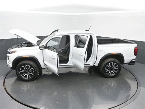 New 2026 GMC Canyon AT4 w/ AT4 Premium Package image 63