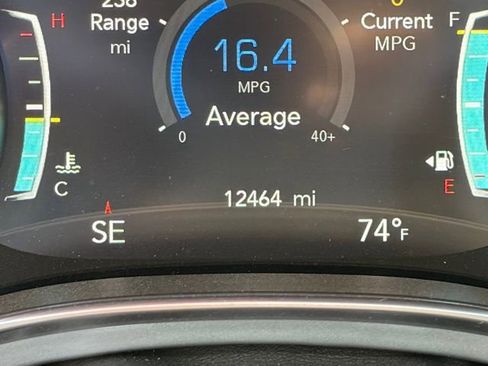 Certified 2026 Chrysler Pacifica Limited image 28