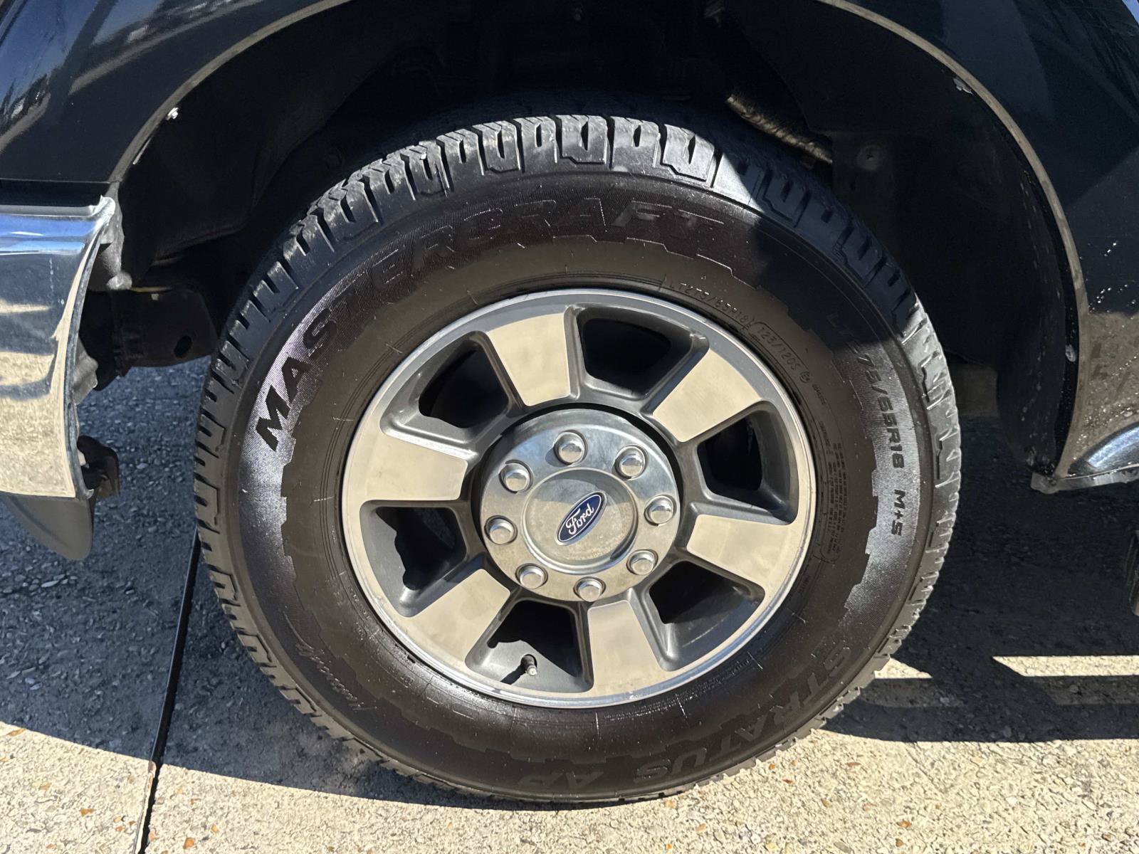 Used 2011 Ford F250 Lariat w/ Lariat Interior Pkg RWD image 4