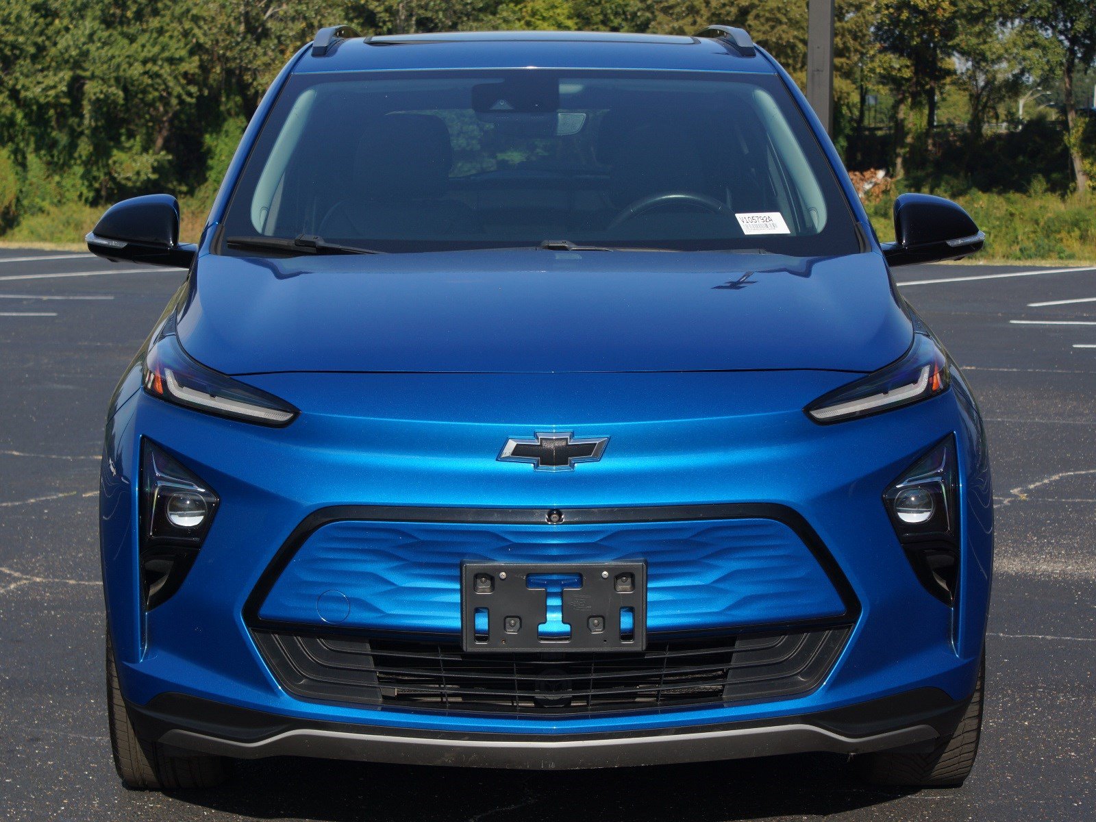 Used 2022 Chevrolet Bolt EUV Premier w/ Sun & Sound Package FWD image 24