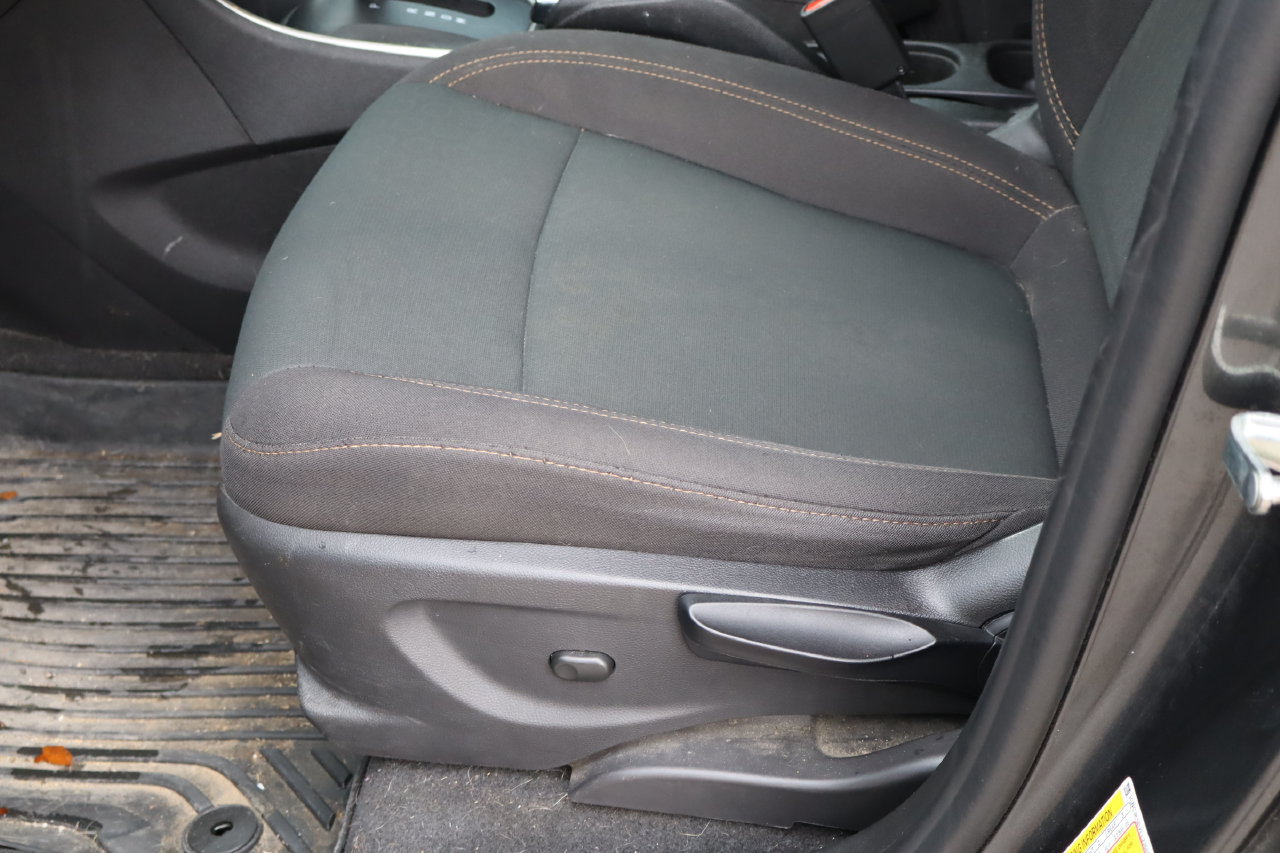 Used 2020 Chevrolet Trax LS w/ Tint and Cruise Package FWD image 14