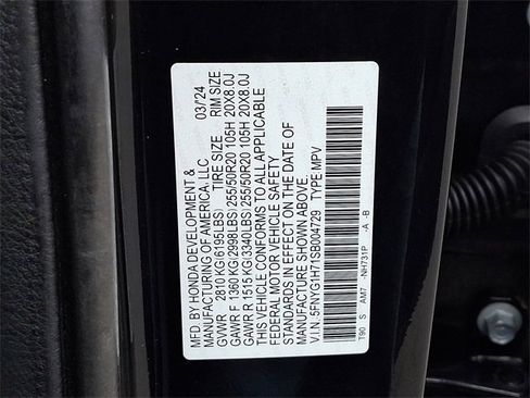 Used 2025 Honda Pilot Touring image 27