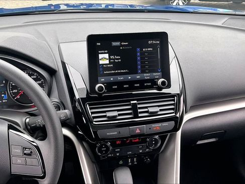 New 2026 Mitsubishi Eclipse Cross LE image 6