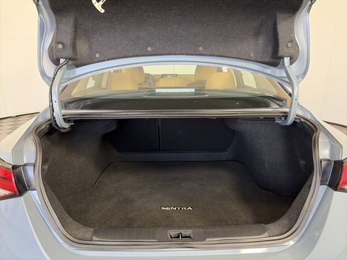 Used 2025 Nissan Sentra SV w/ SV Premium Package FWD image 14