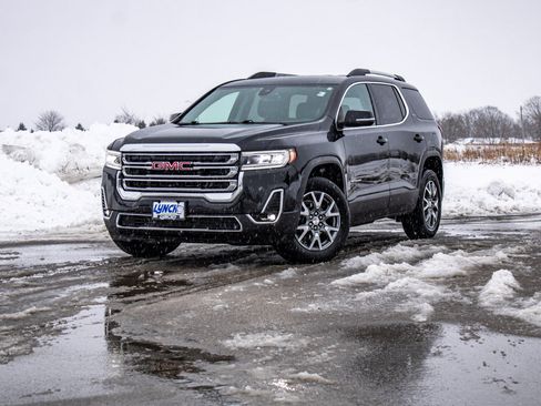 Used 2023 GMC Acadia SLT image 25