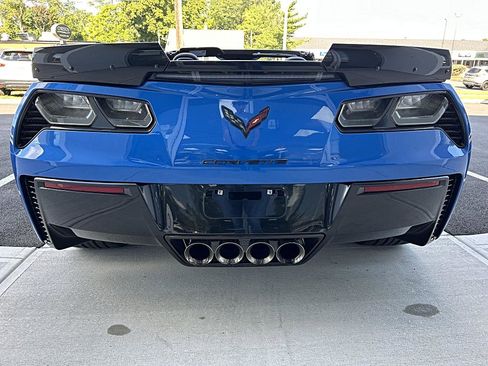 Used 2015 Chevrolet Corvette Z06 w/ 3LZ Preferred Equipment Group image 11