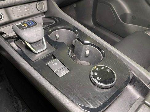 Used 2021 Nissan Rogue SV w/ Premium Package image 33