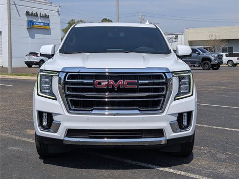 Used 2022 GMC Yukon SLT w/ SLT Premium Package RWD image 8