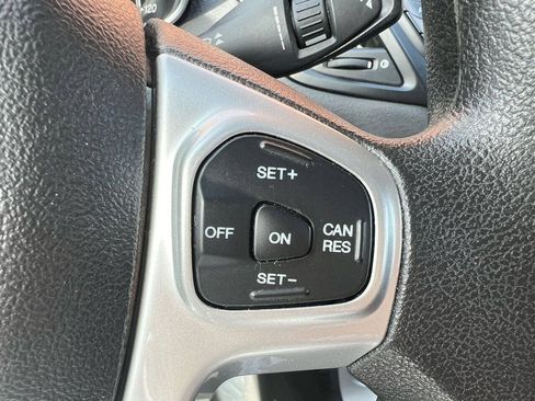 Used 2019 Ford Fiesta SE FWD image 17