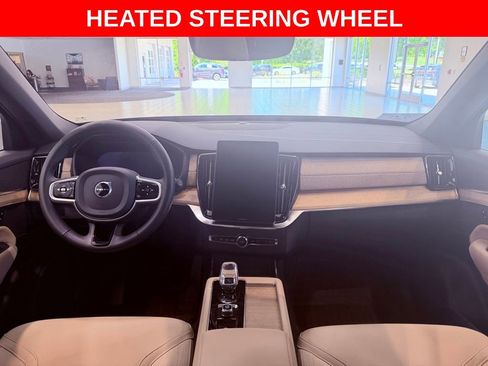 Used 2025 Volvo XC90 B6 Plus w/ Protection Package Premier AWD/4WD image 11