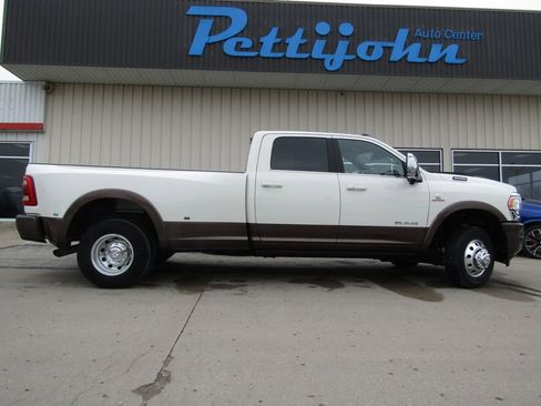 Used 2024 RAM 3500 Limited w/ Safety Group image 2