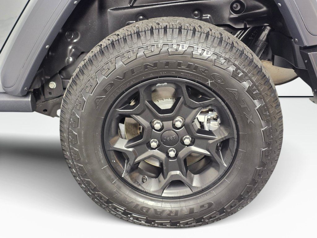 Used 2023 Jeep Wrangler Unlimited w/ Cold Weather Group AWD/4WD image 22