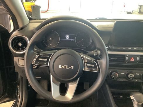Certified 2023 Kia Forte LXS FWD image 15