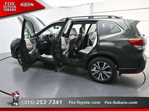 Used 2023 Subaru Forester Limited AWD/4WD image 43