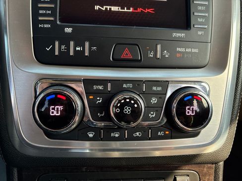 Used 2017 GMC Acadia Limited SLT AWD/4WD image 26