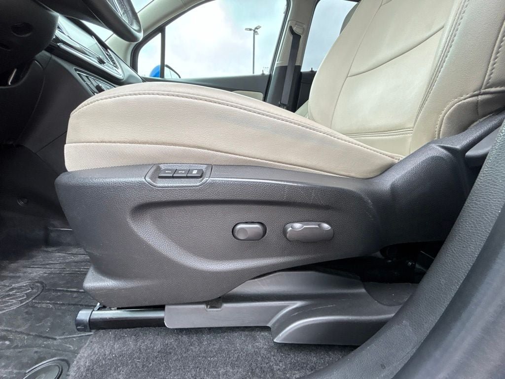 Used 2018 Buick Encore Essence AWD/4WD image 14