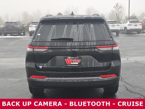 New 2026 Jeep Grand Cherokee Altitude image 5