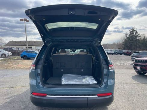 New 2026 Jeep Grand Cherokee L Limited image 14
