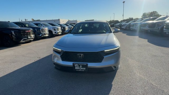 Used 2023 Honda Accord EX image 4